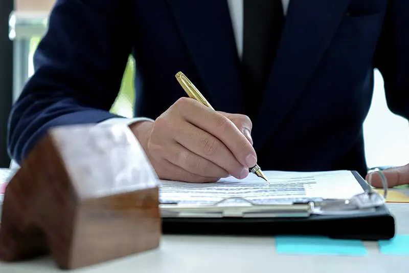 bild karl Gaedt Anwalt Immobilienrecht bild karl Gaedt Anwalt Immobilienrecht